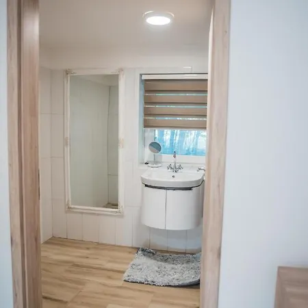 Leleksimogato Vendeghaz Tatil Evi Kiskunhalas